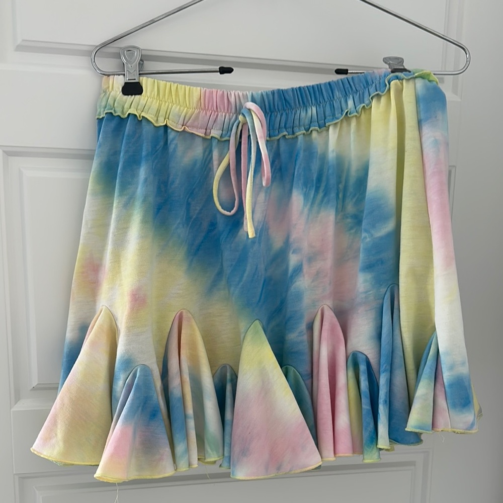Aakaa Blue and Yellow Mini Skater Skirt